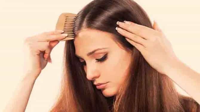डोक्यावरील टक्कल कमी करण्यासाठी मोहरीच्या तेलामध्ये मिसळा ही गोष्ट, केस होतील मजबूत अन् लांब