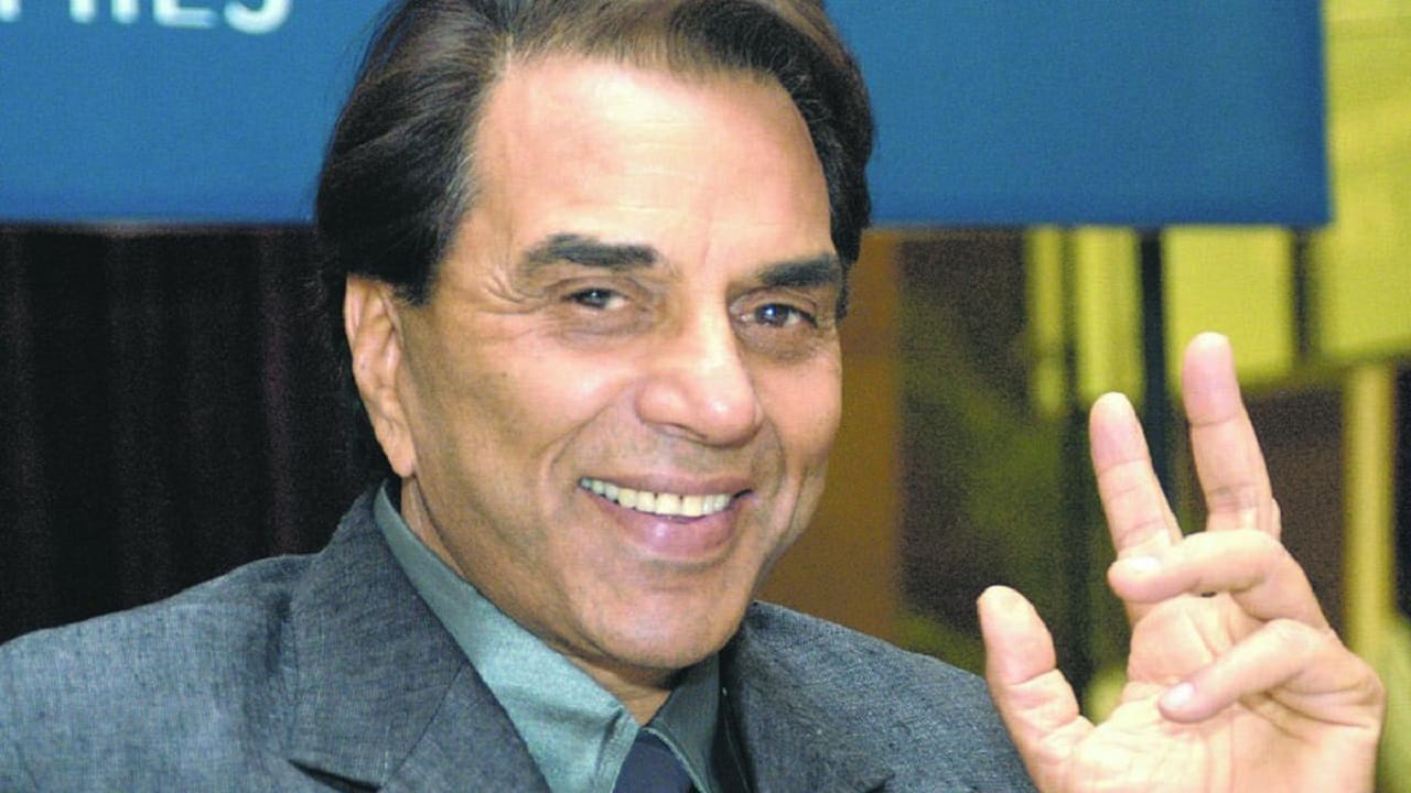 Dharmendra : धर्मेंद्र व्हेंटिलेटरवर असताना 'त्या' 30 मिनिटांत काय घडलं, अभिनेत्रीचा धक्कादायक खुलासा