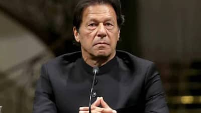 Imran Khan : तर एकही खासदार जिवंत राहणार नाही, एक एकाचा मुडदा… इमरान खान यांच्या बहिणीची धमकी