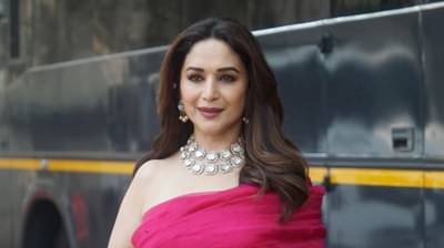 अभिनेत्री माधुरी दीक्षित यांच्या कॅनडा टुरने वादळ, का होत आहेत ट्रोल ? आयोजकाचा खुलासा