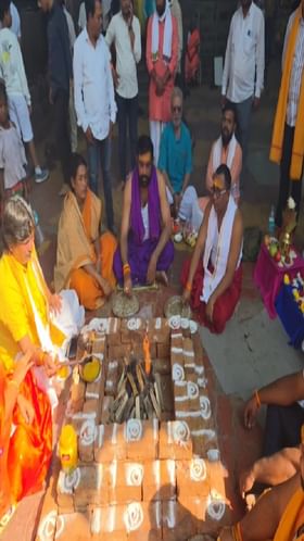 Shirdi: खासदार संजय राऊत यांच्या स्वास्थ्यासाठी महामृत्युंजय यज्ञ.