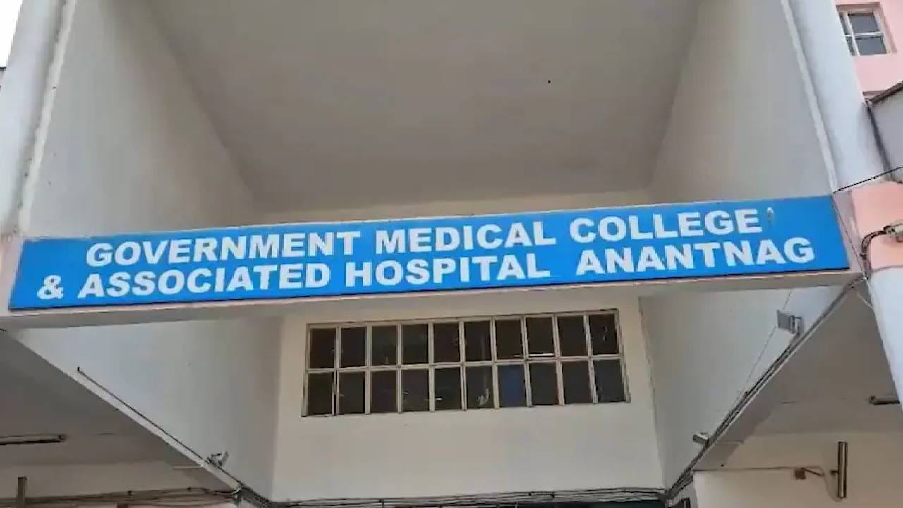 दिल्ली स्फोट : ‘जैश टेरर मॉड्युल’वर तगडी कारवाई; जम्मू-काश्मीरमधून महिला डॉक्टर ताब्यात