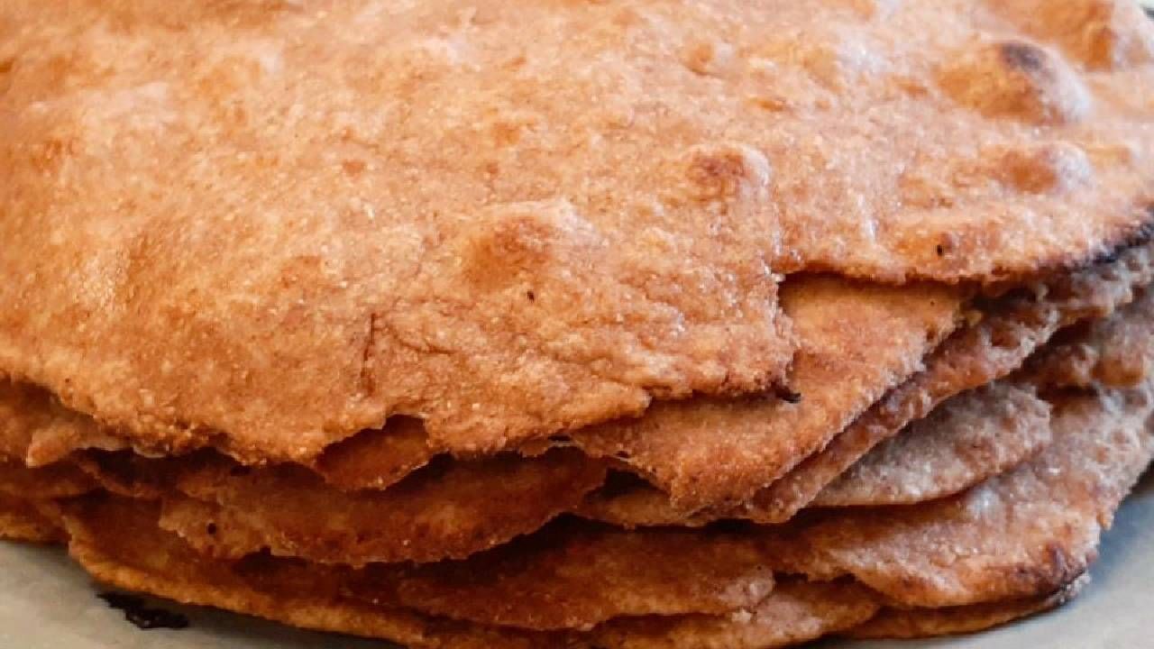 जवळपास सर्वांच्याच जेवणात गव्हाची चपाती असते. गव्हाच्या चपातीशिवाय जेवण पूर्ण होत नाही. भाजी, चपाती, वरण भारत असे जेवण जवळपास सर्वच घरांमध्ये बनते. 