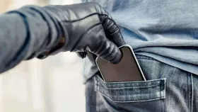 तुमचा फोन चोरीला गेला तर 'या' सरकारी पोर्टलवर करा तक्रार दाखल