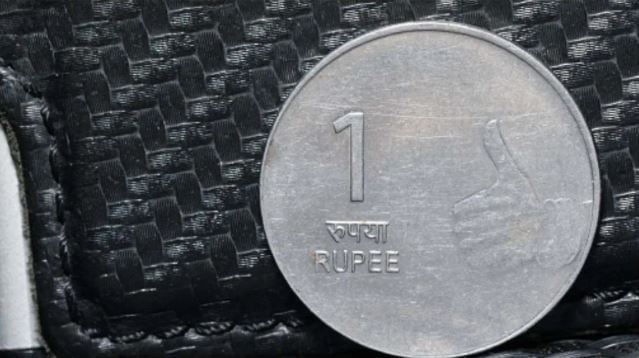 मिळालेल्या माहितीनुसार अमेरिकेत एक सेंटचे नाणे छापण्यासाठी साधारण 3.96 सेंट रुपये लागायचे. त्यामुळे अमेरिकन सरकारने या नाण्याची छपाईच बंद केली. पेनीच्या शेवटच्या शिक्क्याची छपाई बुधवारी करण्यात आली. 