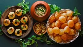 महिलांना पाणीपुरी प्रचंड आवडते, जी आरोग्यास असते लाभदायक, पण कशी?.