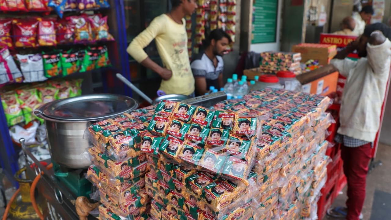 १९२९ मध्ये एका स्वदेशी संकल्पनेतून १२ कामगारांपासून सुरू झालेली ही कंपनी आज वर्षाला ८००० कोटी रुपयांच्या बिस्किटांची विक्री करते. हा एक मोठा विक्रम आहे.