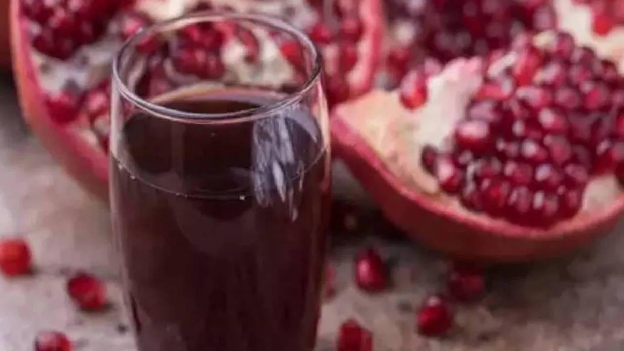 उपाशीपोटी जर तुम्ही डाळिंबाचा ज्यूस पित असाल तर रोगप्रतिकारक शक्ती मजबूत होते आणि शिवाय तुम्हाला पचनाच्या काही समस्या असतील तर त्याही दूर होतील. 