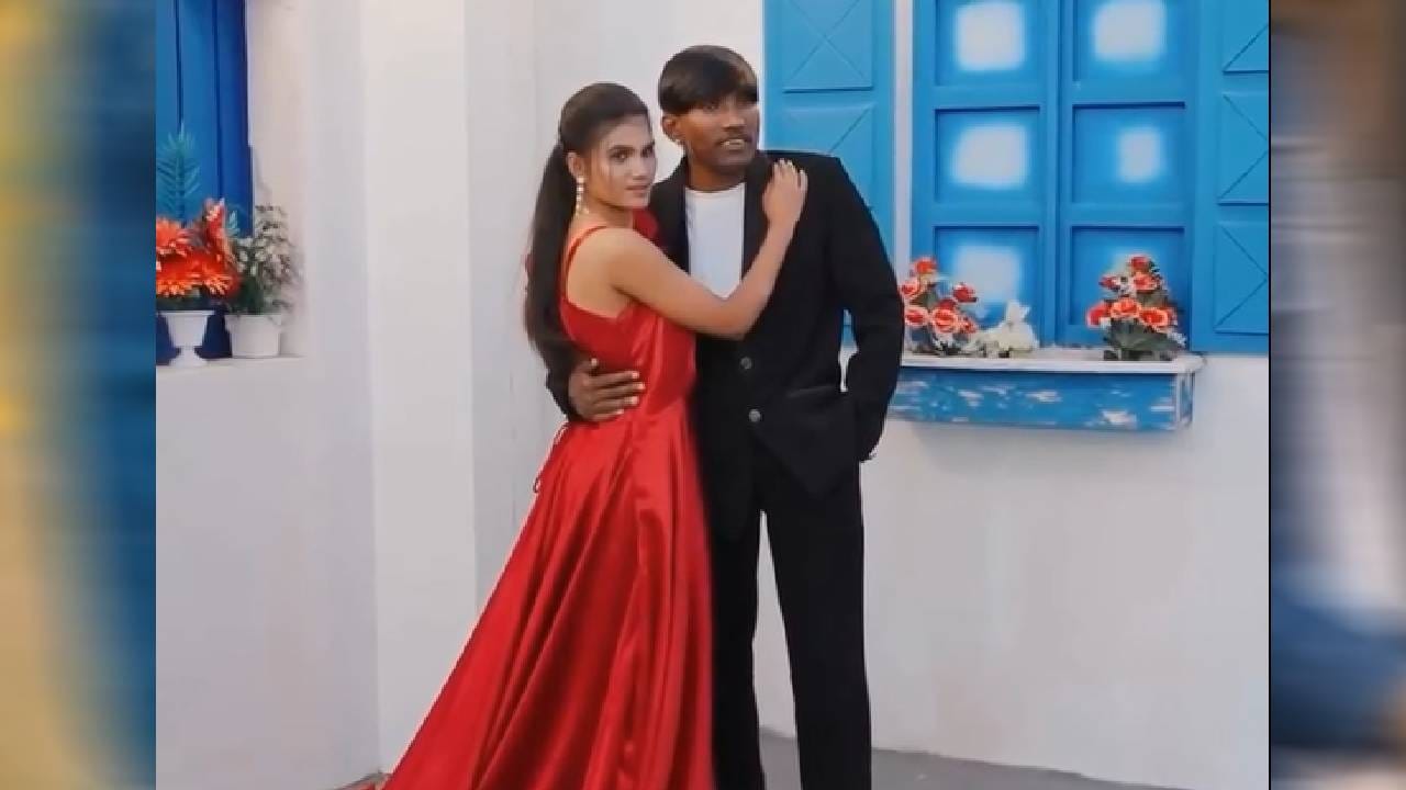 रेड गाऊन घातलेली संजना आणि व्हाईट टीशर्ट, ब्लॅक जॅकेट, ब्लॅक पँट अशा अंदाजात असलेल्या सूरजचा हा लूकही लोकांना खूप आवडला. आधुनिक कपड्यांसोबतच सुरजने पारंपारिक शेरवानी तसेच संजनाचा, वर्क केलेला गुलाबी रंगाचा ड्रेस, अशी विविध गेटअमध्येही हे फोटोशूट केलं आहे. त्यांच्या या फोटोजना खूप पसंती मिळत आहे.