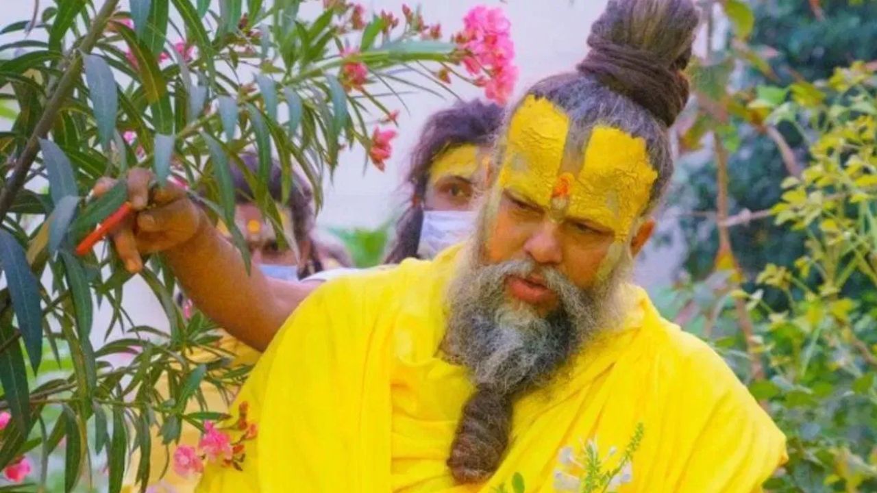 Premanand Maharaj : जगातील तीन मोठी पापं कोणती? पहा प्रेमानंद महाराज काय सांगतात? Premanand Maharaj : जगातील तीन मोठी पापं कोणती? पहा प्रेमानंद महाराज काय सांगतात?