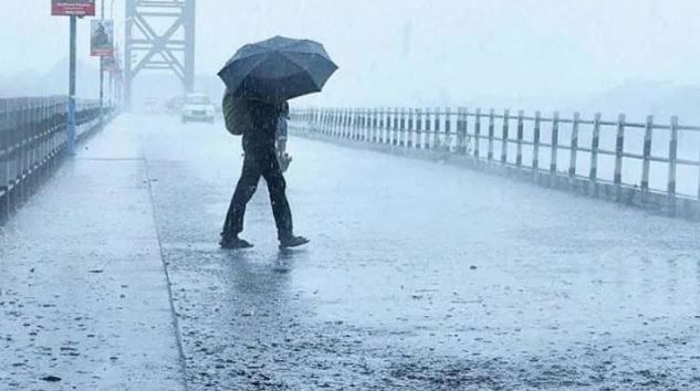 IMD weather update : कुठं मुसळधार, कुठं अतिमुसळधार पाऊस, हवामान विभागाचा नवा अंदाज, महाराष्ट्रात काय होणार?