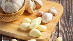 अशाप्रकारे लसण खा आणि आरोग्याच्या असंख्य समस्या करा कायमच्या दूर .