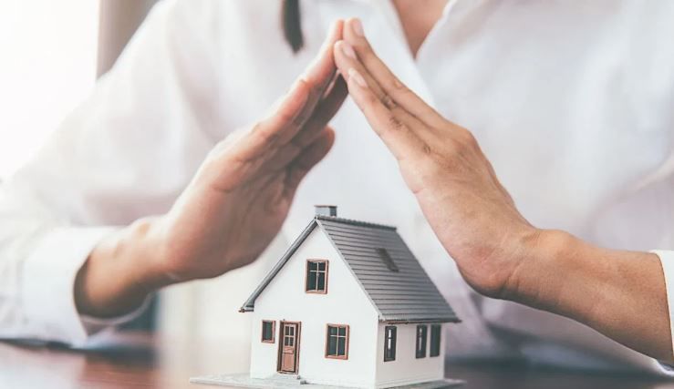 तुम्हाला भविष्यात नोकरी जाण्याची भीती नसेल आणि पगारवाढीची शक्यता वाटत असेल तर घर खरेदी करता येऊ शकेल. रेंट ट्रॅपमध्ये न फसता तुम्हाला संपत्ती निर्माण करता येऊ शकेल. 