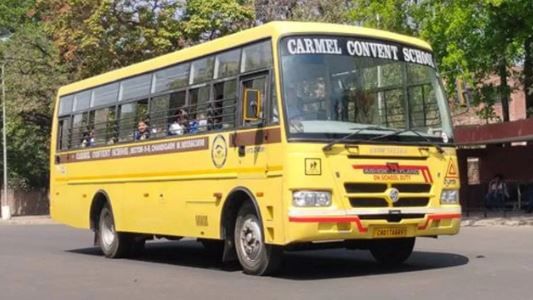 म्हणूनच पिवळ्या रंगाचा वापर ट्रॅफिक लाईट, धोक्याचे संकेत देण्यासाठी केला जातो. पिवळ्या रंगाचे लॅटरल पेरिफेरल व्हिजन लाल रंगापेक्षा अधिक असते.