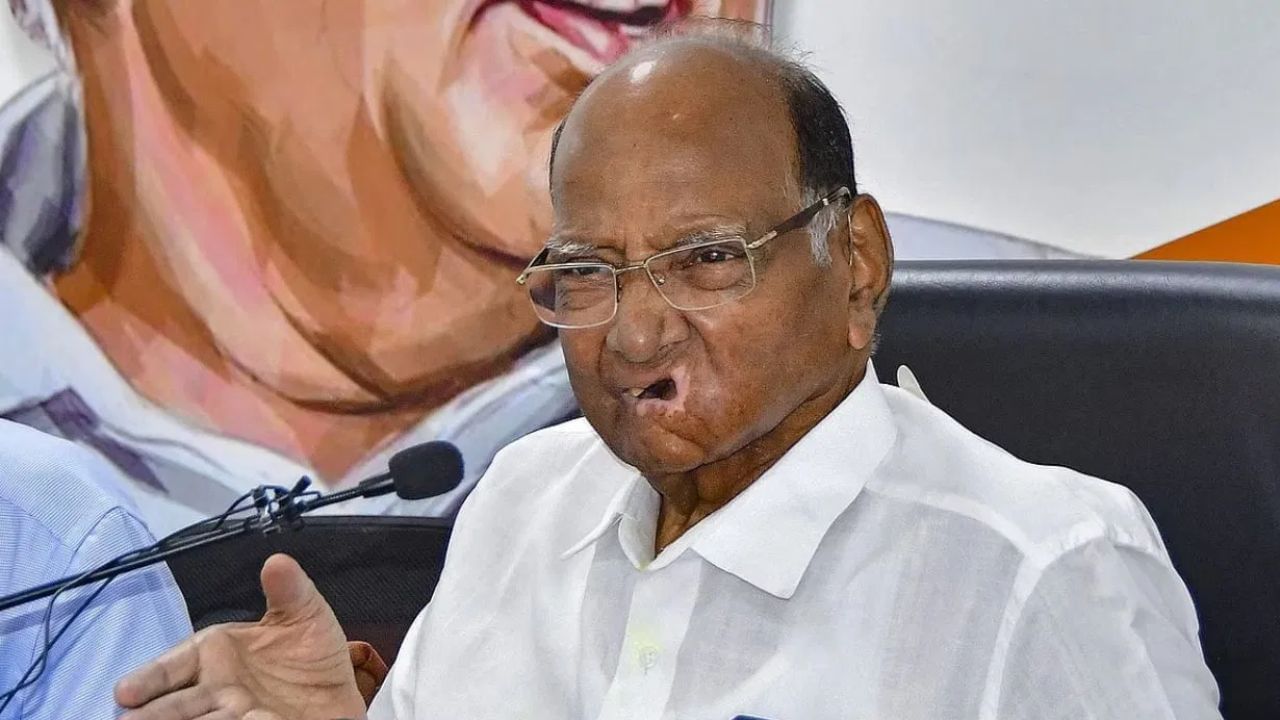 मोठी बातमी! ऐन निवडणुकीच्या तोंडावर शरद पवार गटाला धक्का, घडामोडींना वेग मोठी बातमी! ऐन निवडणुकीच्या तोंडावर शरद पवार गटाला धक्का, घडामोडींना वेग