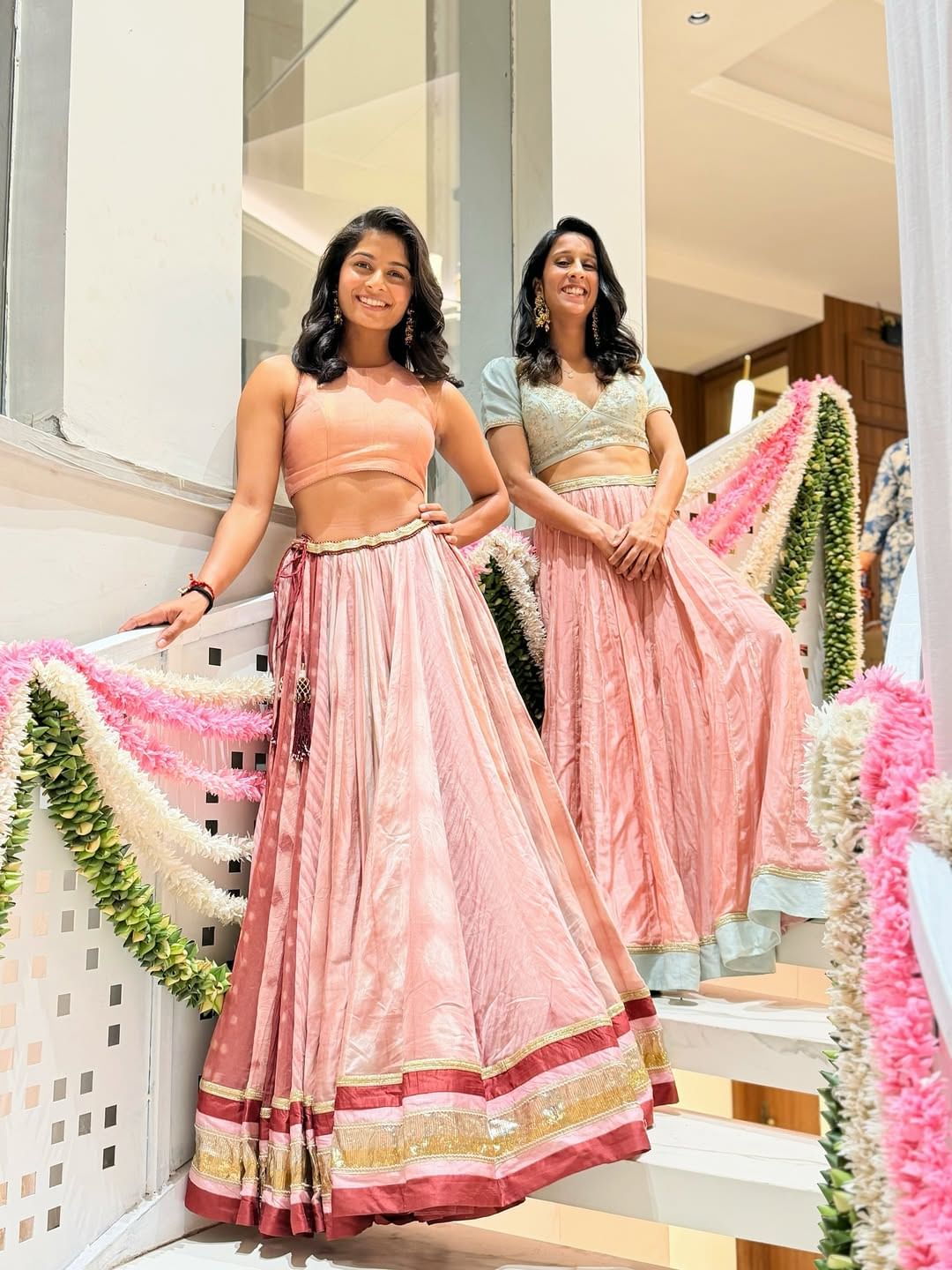 भारतीय महिला क्रिकेट संघाची मराठमोळी स्टार क्रिकेटपटू स्मृती मानधना हिचा तिच्या सांगली शहरात जंगी विवाहसोहळा आयोजित करण्यात आला होता. या विवाहासाठी अनेक बड्या पाहुण्यांना आमंत्रित करण्यात आले होते. परंतु आता हा विवाहसोहळा पुढे ढकलण्यात आला आहे.