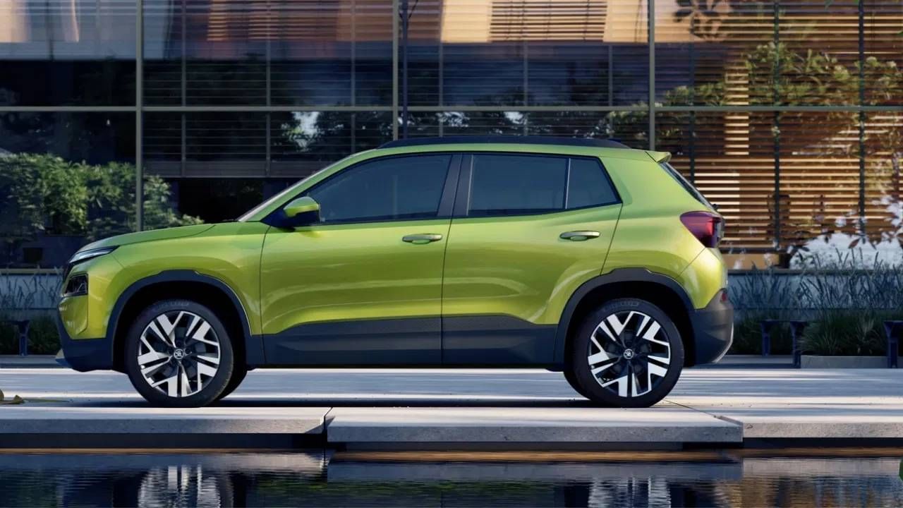 Skoda Kylaq Price : स्कोडाची कॉम्पॅक्ट एसयूवी 5 स्टार सेफ्टी रेटिंगसह येते. BNCAP क्रॅश टेस्टमध्ये एडल्ट सेफ्टीत या गाडीला  32 पैकी 30.88 पॉइंट आणि चाइल्ड सेफ्टीमध्ये 49 पैकी 45 पॉइंट मिळालेत. या एसयूवीची किंमत 7.89 लाखापासून  (एक्स शोरूम) सुरु होते. (फोटो- स्कोडा)