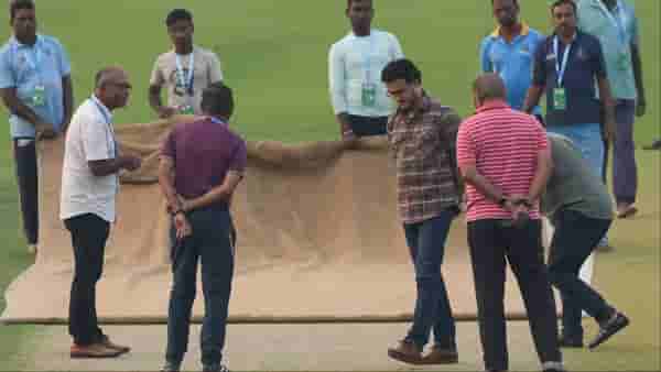 IND vs SA :पीच बदलण्याऐवजी आपल्या..., हरल्यानंतर सौरव गांगुली हेड कोच गौतम गंभीरला जिव्हारी लागणारं बोलला