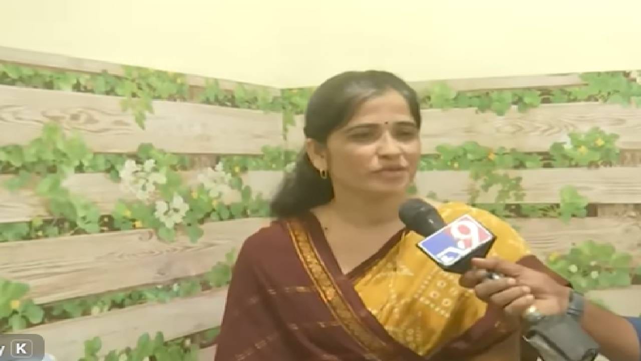 अनगरच्या पाटलांना आव्हान देणाऱ्या उज्ज्वला थिटेना मोठा धक्का, कोर्टात काय घडलं?