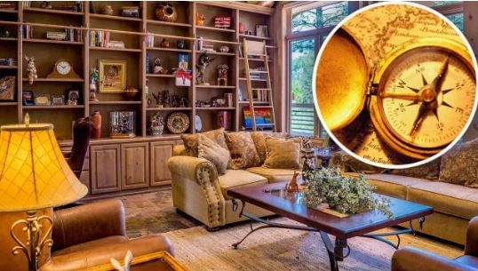 वास्तूशास्त्रानुसार घराच्या दक्षिण दिशेचा संबंध हा यश, धन आणि स्थिरतेशी असतो. यश, धन आणि स्थिरतेशी संबंधित एखादी वस्तू दक्षिण दिशेला ठेवल्यास तुमचे नशीब पालटू शकते, असे म्हटले जाते.