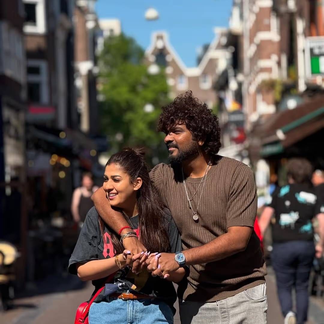 याआधी वर्ष 2023 मध्ये विग्नेशने नयनताराला लग्जरी कार गिफ्ट केलेली. मर्सेडीज मेबॅक ती कार होती. त्याची किंमत 2.69 कोटी होती. 