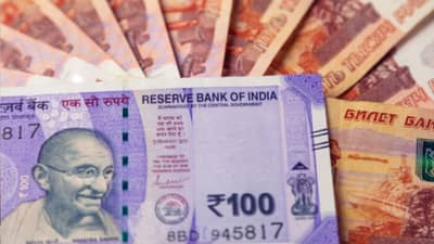 एका रशियन रुबलचे भारतात किती रुपये होतात ? रुपया मोठा की रुबल ?