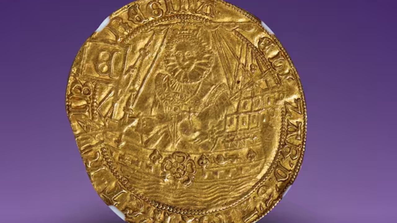 440 वर्षे जुन्या सोन्याच्या नाण्याने तोडले सर्व रेकॉर्ड, लिलावात मिळाले इतके रुपये... 440 वर्षे जुन्या सोन्याच्या नाण्याने तोडले सर्व रेकॉर्ड, लिलावात मिळाले इतके रुपये...