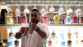 सर्वात ताकदवान मुस्लीम देशाचा निर्णय, आता या निवडक लोकांना विकणार दारु.