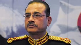 झोपेतही मुनीर यांना दगाफटका होण्याची भिती, झोपतानाही बुलेटप्रुफ जॅकेट.