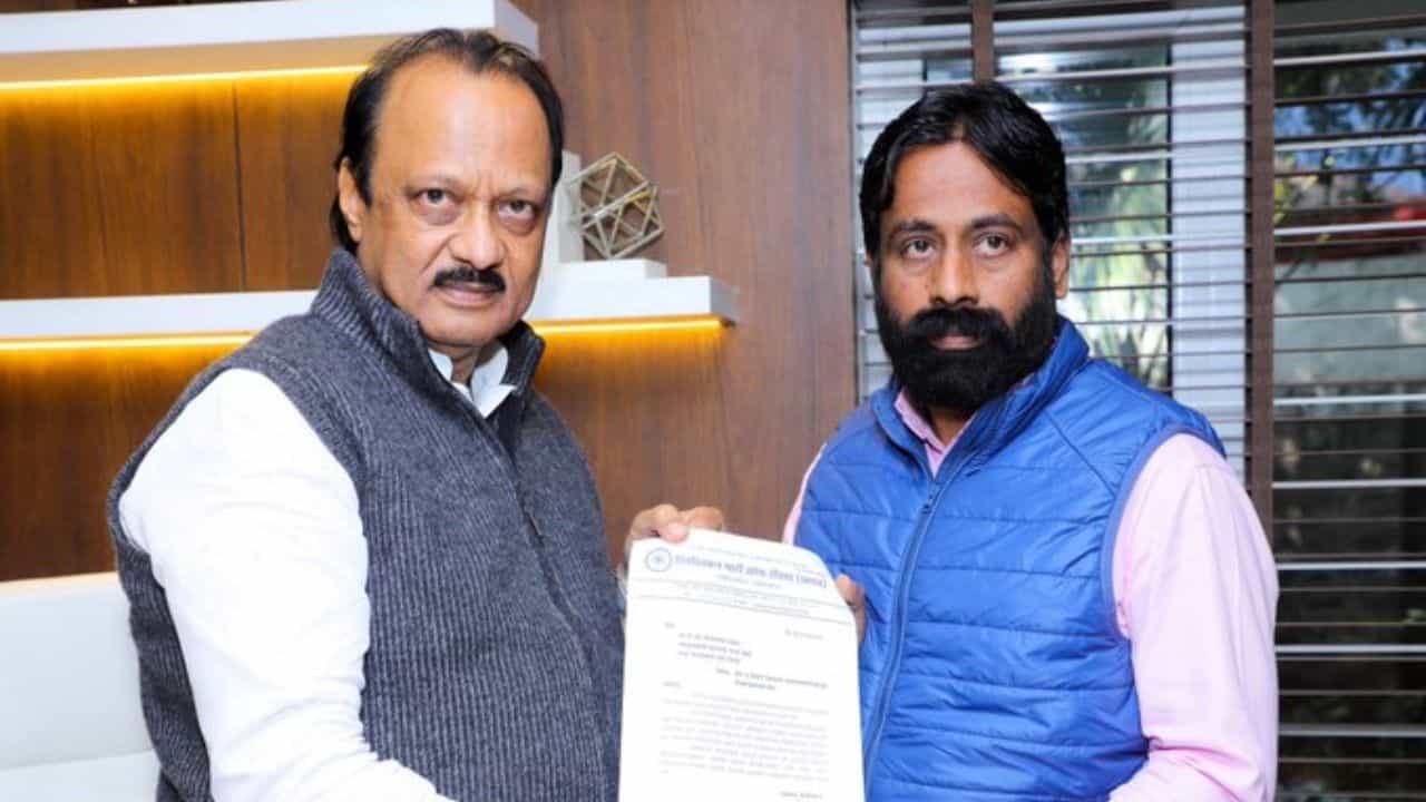 शरद पवारांच्या राष्ट्रवादीसोबत नव्हे, अजित पवार आता या पक्षासोबत युती करण्याच्या तयारीत, घडामोडींना वेग