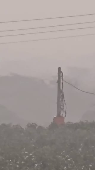 अकोला जिल्हातल्या गांधीग्राम नदीवर धुक्याची चादर