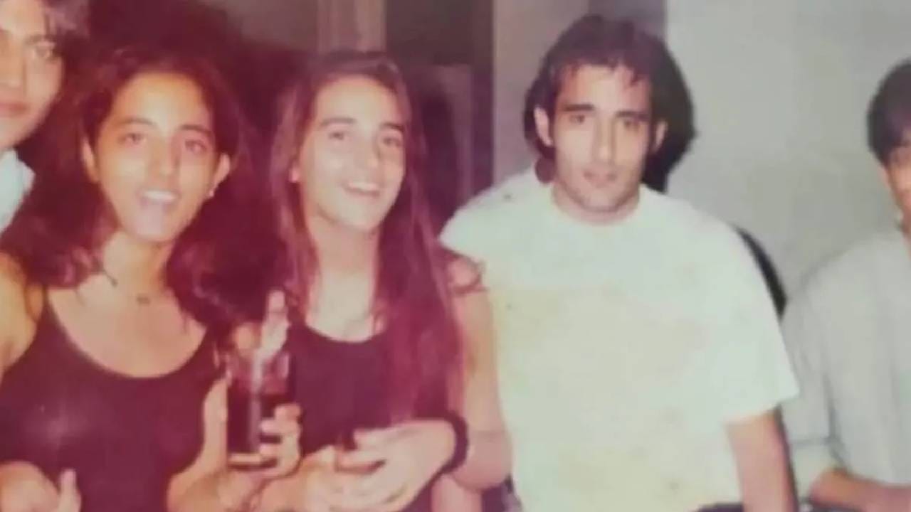 तेव्हाच कळून चुकलेलं..; 'धुरंधर' हिट होताच अक्षय खन्नासाठी एक्स गर्लफ्रेंडची खास पोस्ट तेव्हाच कळून चुकलेलं..; 'धुरंधर' हिट होताच अक्षय खन्नासाठी एक्स गर्लफ्रेंडची खास पोस्ट