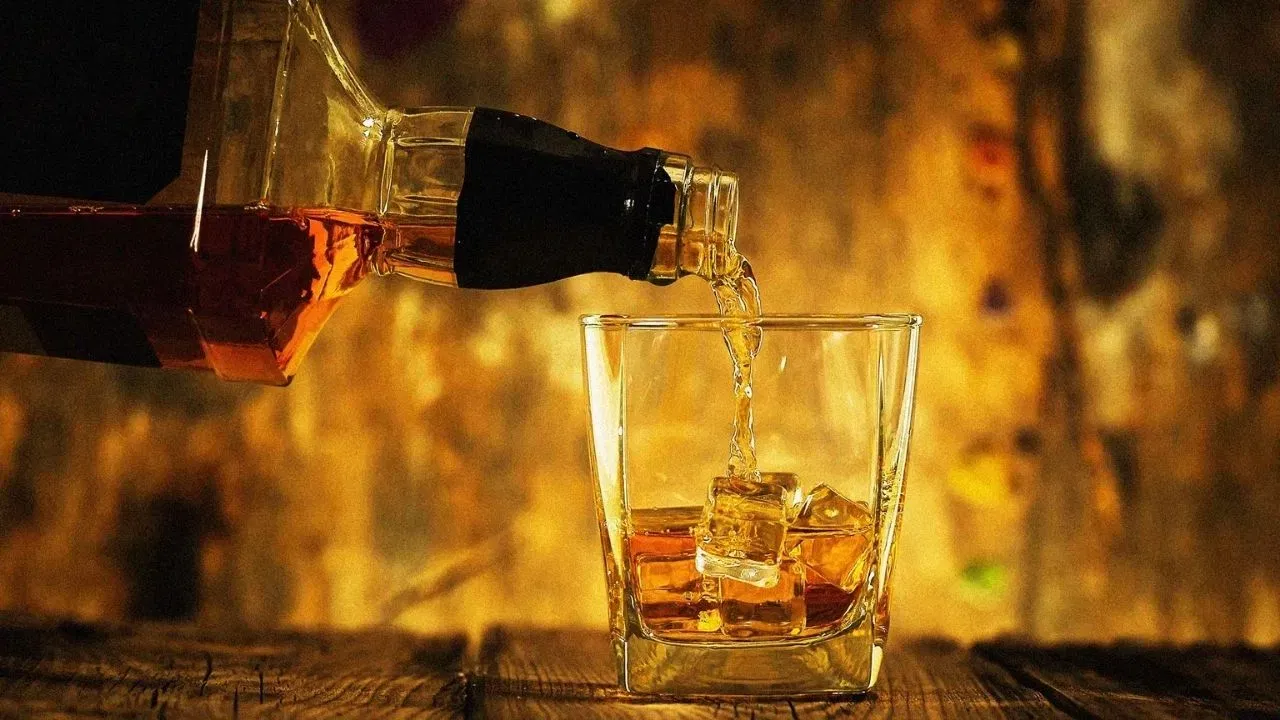 बेवड्यांचा दारूपेक्षा चकण्यावरच ताव, तब्बल इतक्या कोटीचा बिझनेस; आकडा वाचूनच झिंगाल