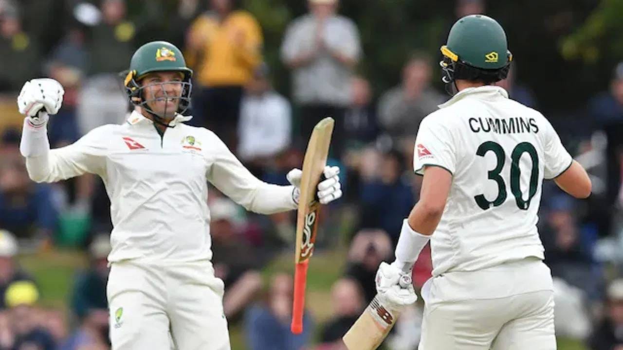 एलेक्स कॅरीने अ‍ॅडलेडमध्ये खेळल्या जाणाऱ्या एशेज मालिकेतील तिसऱ्या कसोटी सामन्यात शानदार कामगिरी केली आहे. या कसोटीच्या पहिल्या डावात त्याने शतक झळकावले. या शतकासह त्याने एक विक्रम रचला आहे. (फोटो- AFP)