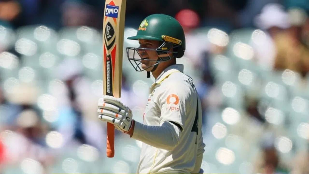 एलेक्स कॅरीने इंग्लंडविरुद्ध पहिल्यांदाच शतकी खेळी केली आहे. इंग्लंडविरुद्ध ही एलेक्स कॅरीची सर्वात मोठी धावसंख्या आहे. यापूर्वी कधीच तिहेरी आकडा गाठलेला नाही. (Photo: PTI)