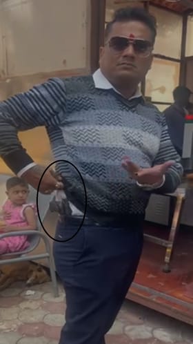 Kolhapur : अंबाबाई मंदिरात भक्तांची सुरक्षा वाऱ्यावर.