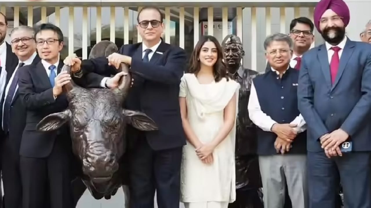 Amitabh granddaughter Navya Naveli