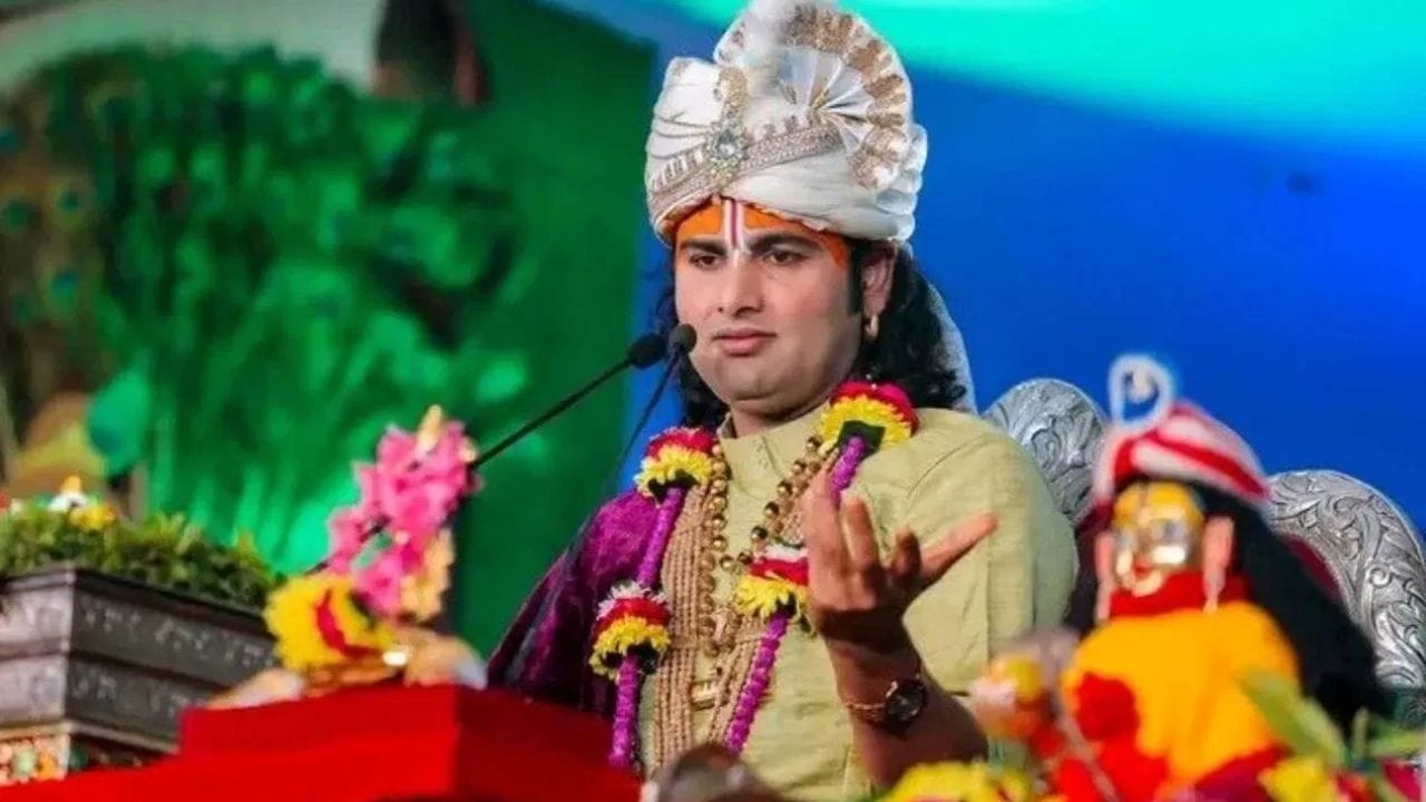 महिला लग्नापूर्वी…, अनिरुद्धाचार्य यांचं पुन्हा वादग्रस्त विधान, प्रकरण थेट कोर्टात