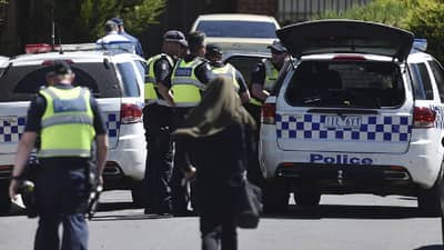 जग हादरलं! ऑस्ट्रेलियातील दहशतवादी हल्ल्याचे थेट पाकिस्तान कनेक्शन, दोन्ही दहशतवादी पाक..