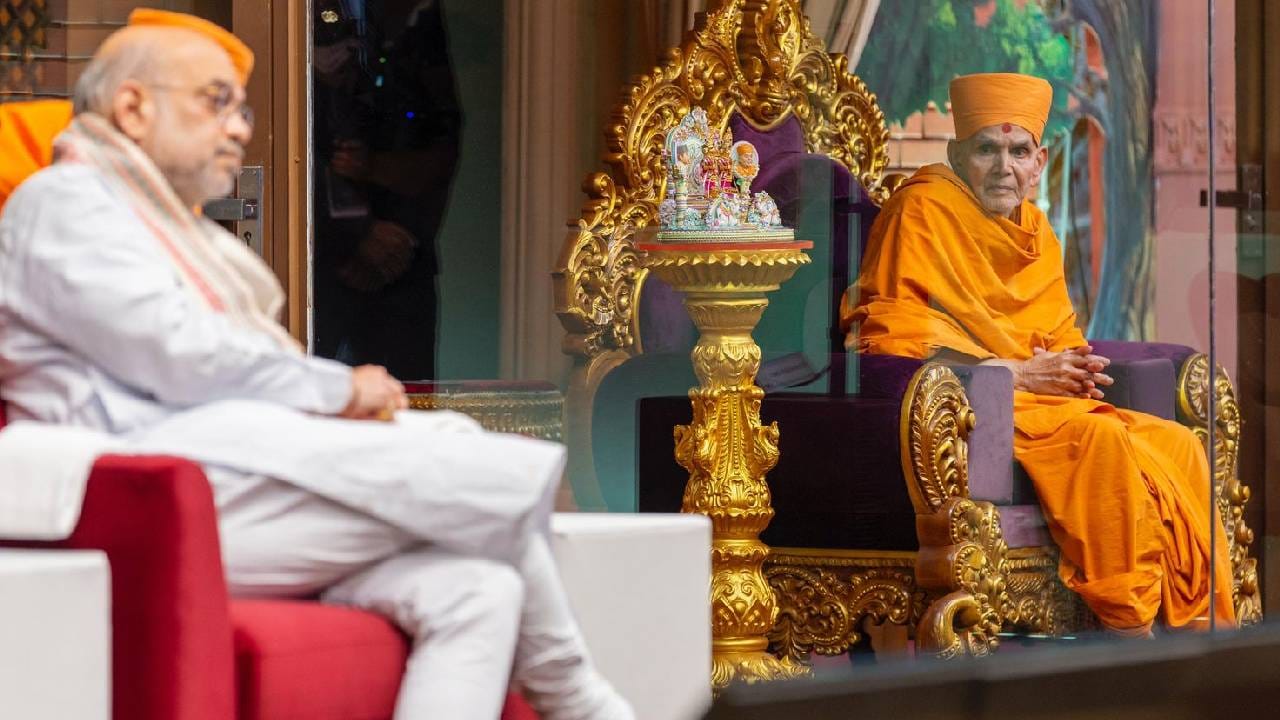 पूज्य महंत स्वामी महाराजांच्या प्रेरणेने तीन महिन्यांपासून या महोत्सवाची तयारी करण्यात आली. २० सेवा विभागांचे ७००० हून अधिक स्वयंसेवक अखंड सेवेतील होते. अहमदाबाद शहरभरातून ५०,००० भक्त व्यवस्थित बसव्यवस्थेद्वारे स्थलावर पोहोचले, ज्यामुळे वाहतूक सुरळीत राहिली. अहमदाबाद महानगरपालिकेने सुरक्षा, वाहतूक आणि व्यवस्थापनासाठी पूर्ण सहयोग दिला.