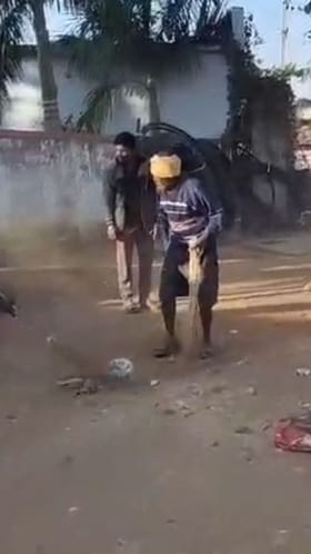 लाखनी कवलेवाडा येथे ग्राम स्वच्छता मोहीम.