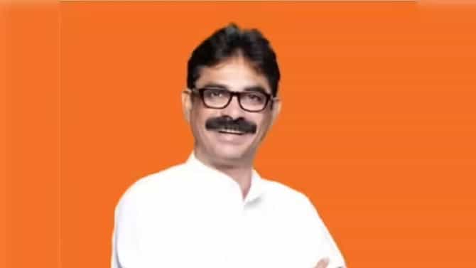 MNS Candidates BMC Election 2026 : मनसे किती जागा लढवतेय? AB फॉर्मचं वाटप कधी करणार? बाळा नांदगावकरांचं उत्तर काय?