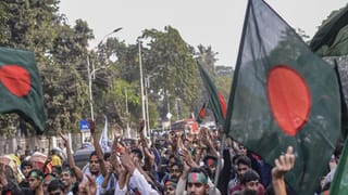 शेख हसिना यांच्या कट्टर विरोधकावर भर दिवसा हल्ला, थेट डोक्यात गोळी घातली, बांगलादेशमध्ये खळबळ