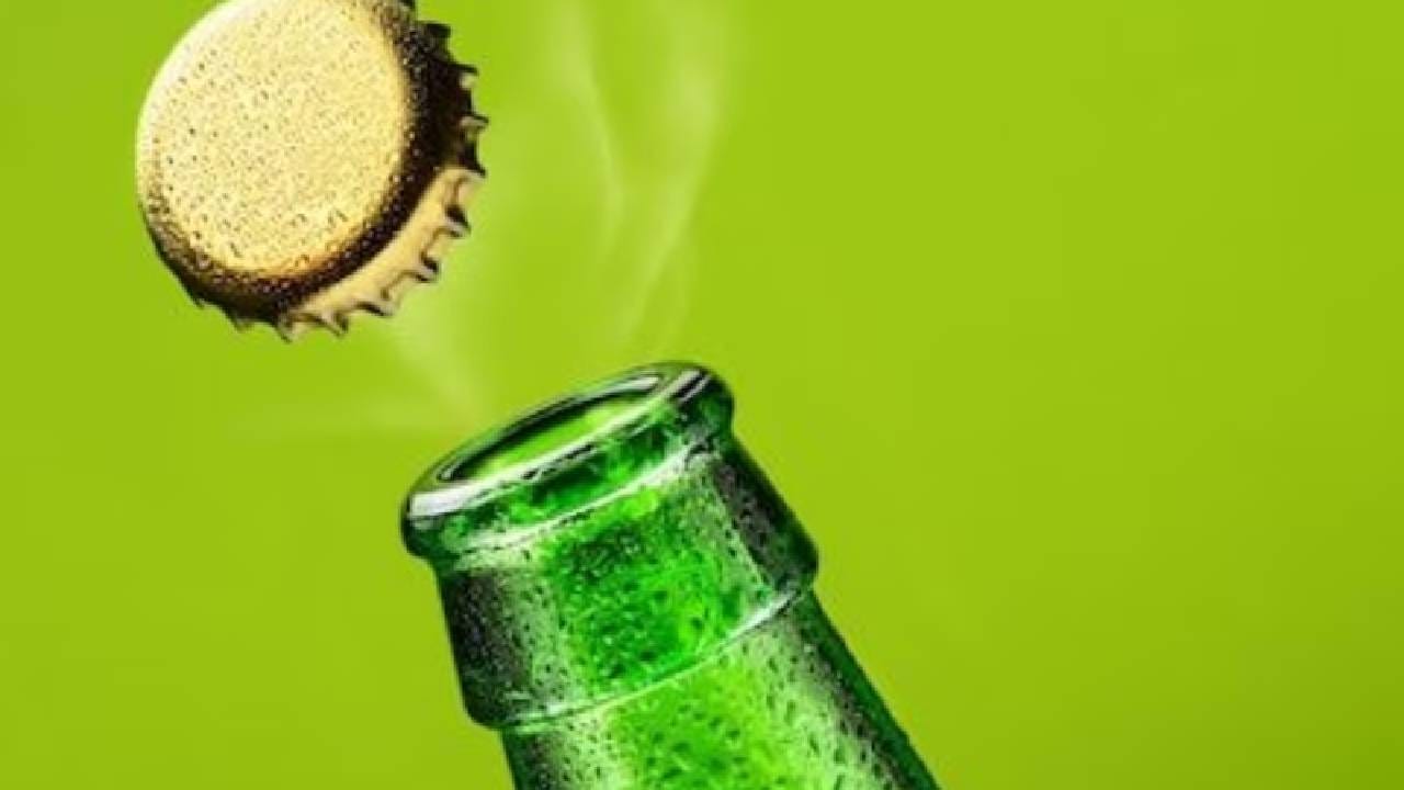 बिअर ताजी आणि कार्बनयुक्त ठेवण्यासाठी पेंटर यांनी अनेक वर्षे वेगवेगळ्या कडांची संख्या वापरुन प्रयोग केले. कमी कडांमुळे झाकण कमकुवत होते आणि बिअर लीक होत असल्याचे त्यांच्या निदर्शनास आले. तर जास्त कडांमुळे झाकण आणि बॉटल तडकण्याची भीती होती. मग संशोधनाअंती 21 कडांचे झाकण हे दोन्ही परिस्थितीत चांगले असल्याचे सिद्ध झाले.