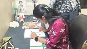 भैरवी निर्माण यांनी आईस्क्रीमच्या काड्यांमध्ये साकारली येशूची प्रतिमा