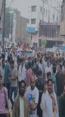 भुसवळमध्ये नव निर्वाचित नगरसेवकांच्या ऐतिहासिक विजयाची भव्य रॅली