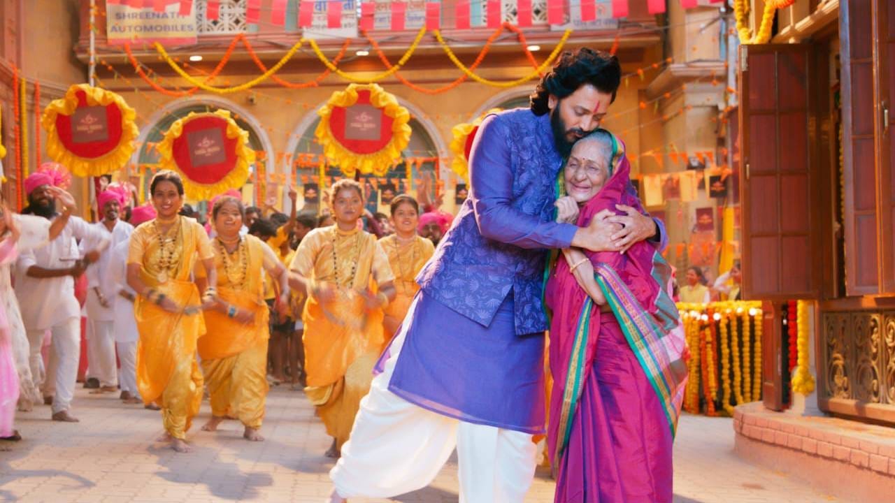 "मागचा सिझन वाजवलाय, यंदाचा गाजवायचाय...आहात ना तयार" रितेशच्या या वाक्याने प्रेक्षकांची धडधड अजूनच वाढली आहे. नव्या सिझनची उत्सुकता शिगेला पोहोचली आहे. मागील सिझनने जबरदस्त धुमशान घातलं आणि यंदाच्या सिझनमध्ये स्वॅग तोच असणार आहे.