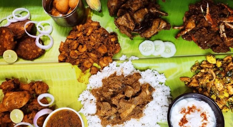 जगभरात मांसाहार करणाऱ्यांची संख्या बरीच आहे. जगात असे काही महागडे मांसाहारी खाद्यपदार्थ आहेत ज्यांची किंमत वाचून तुम्हाला धक्काच बसेल. यातील काही खाद्यपदार्थ तर थेट सोन्याच्या पेटीमध्ये खायला दिले जातात. या खाद्यपदार्थांना तयार करण्याची पद्धत, त्यांची दुर्मिळता यामुळेच हे खाद्यपदार्थ खूप महाग आहेत. 