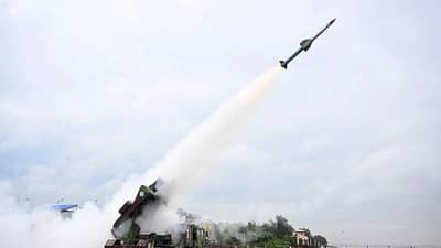 अमेरिकेशी चर्चा फिस्कटली, आता दिल्लीवर चालून येणाऱ्या मिसाइल, फायटर जेट्ससाठी भारताने घेतला एक मोठा निर्णय