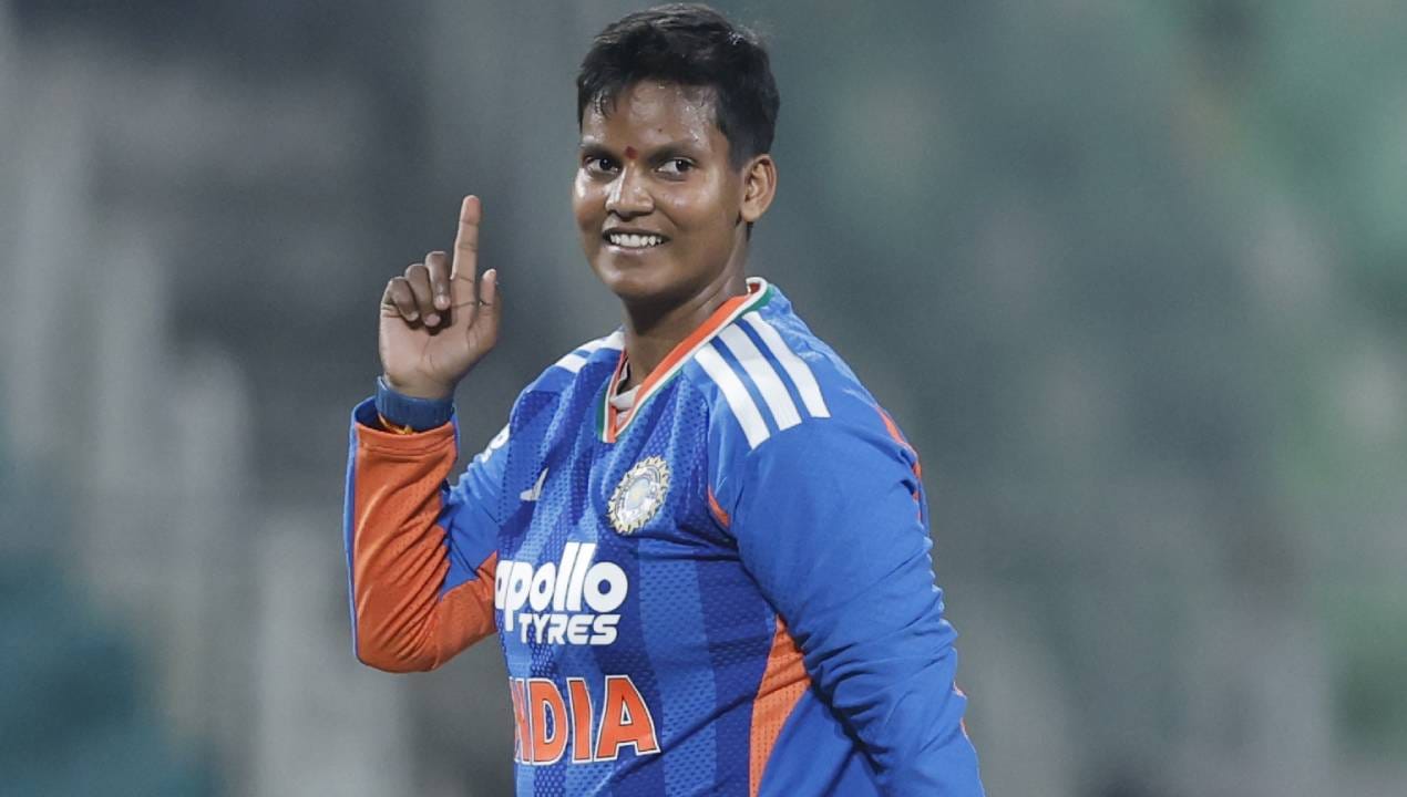 दीप्ती शर्माने केवळ टी20 मध्येच नाही तर एकदिवसीय सामन्यांमध्येही 150हून अधिक विकेट घेतल्या आहेत. दीप्तीने एकदिवसीय सामन्यांमध्ये 2000हून अधिक धावा केल्या आहेत. (Photo- BCCI Women Twitter)